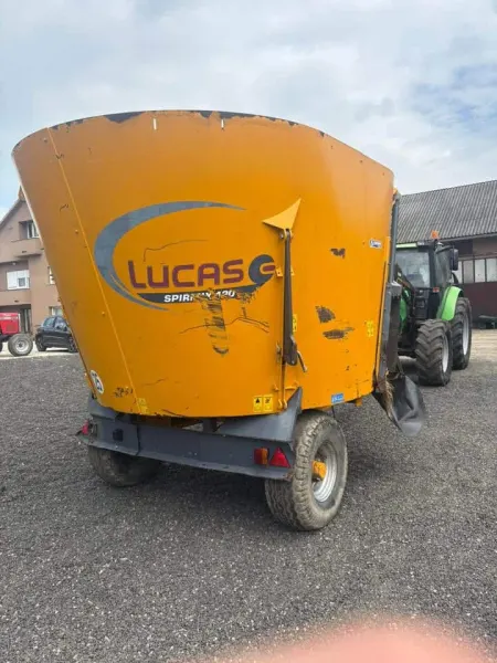 Slika 4: Lucas mixer prikolica