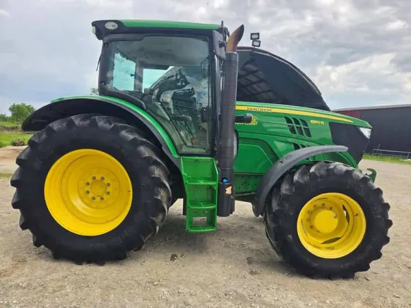 John deere 6150 R