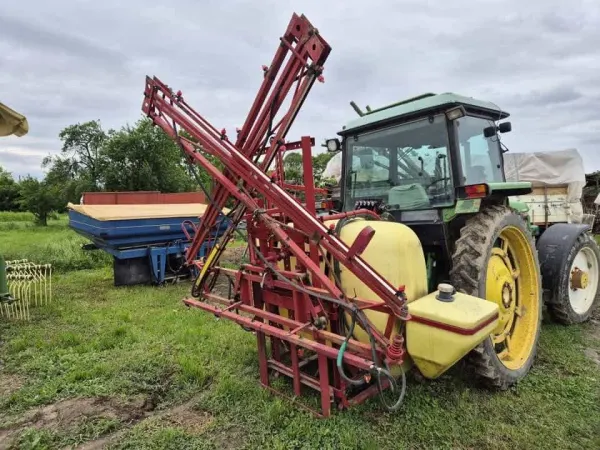 Prskalica Hardi 850l