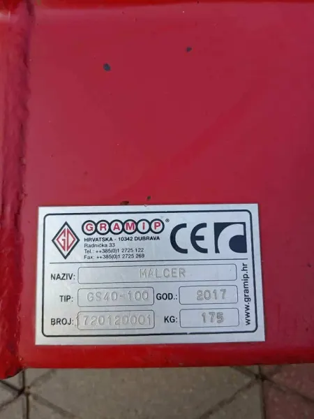 Slika 9: ECOTRAC 40